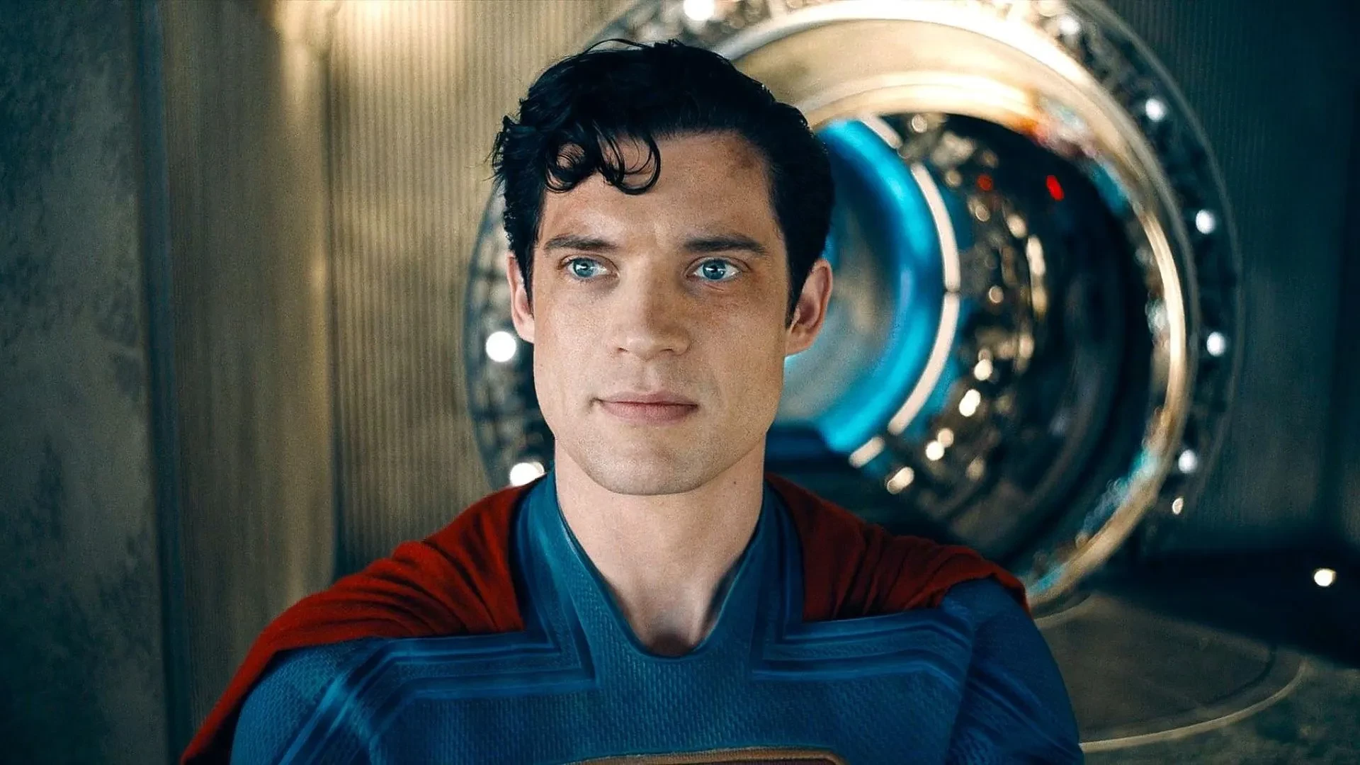 Komiksowy twórca miał problem z Supermanem. Co wytknął filmowi Jamesa Gunna?