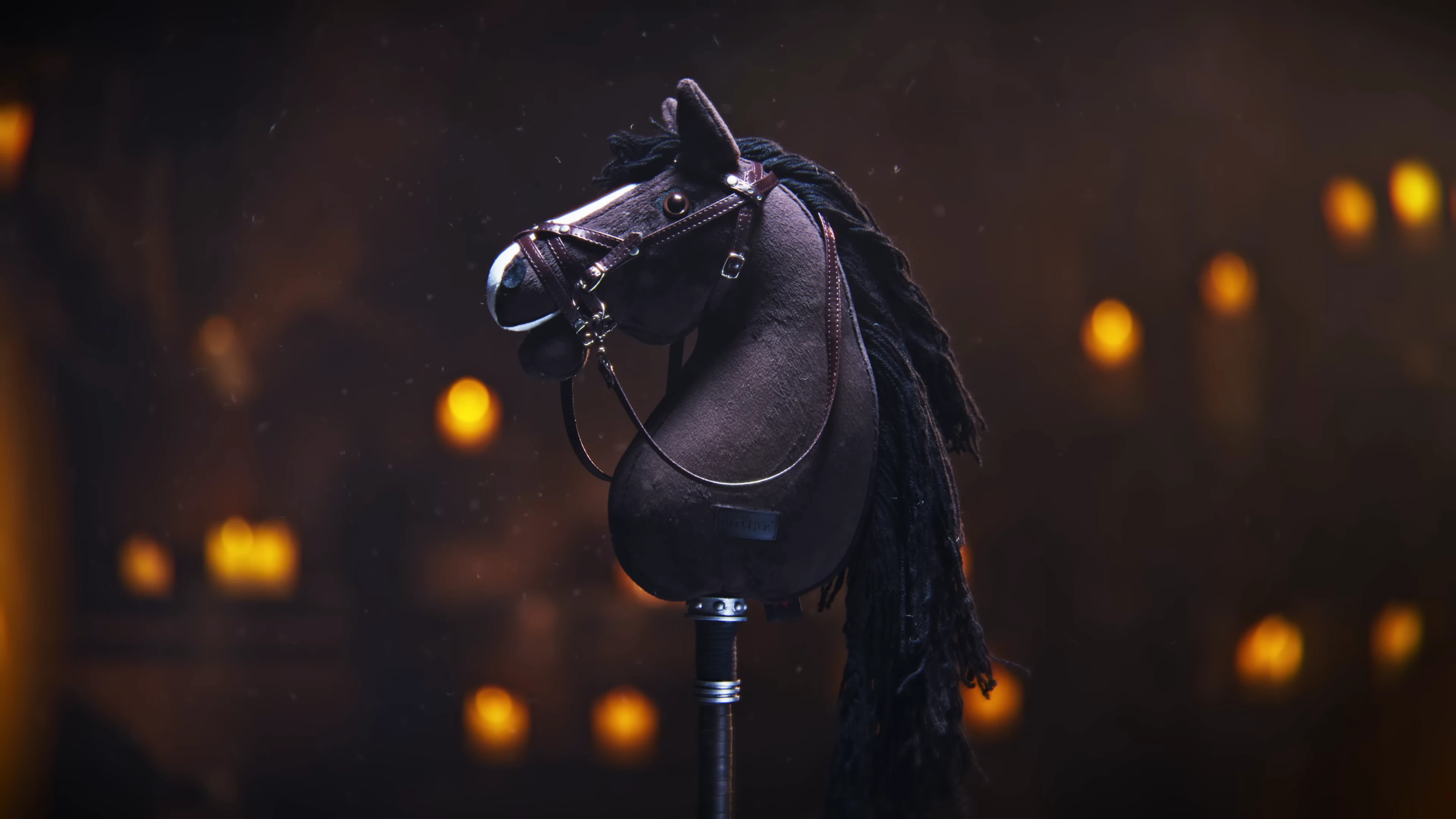 Z tym kontrolerem poczujecie się jak Geralt na grzbiecie Płotki. CD Projekt prezentuje Project ROACH