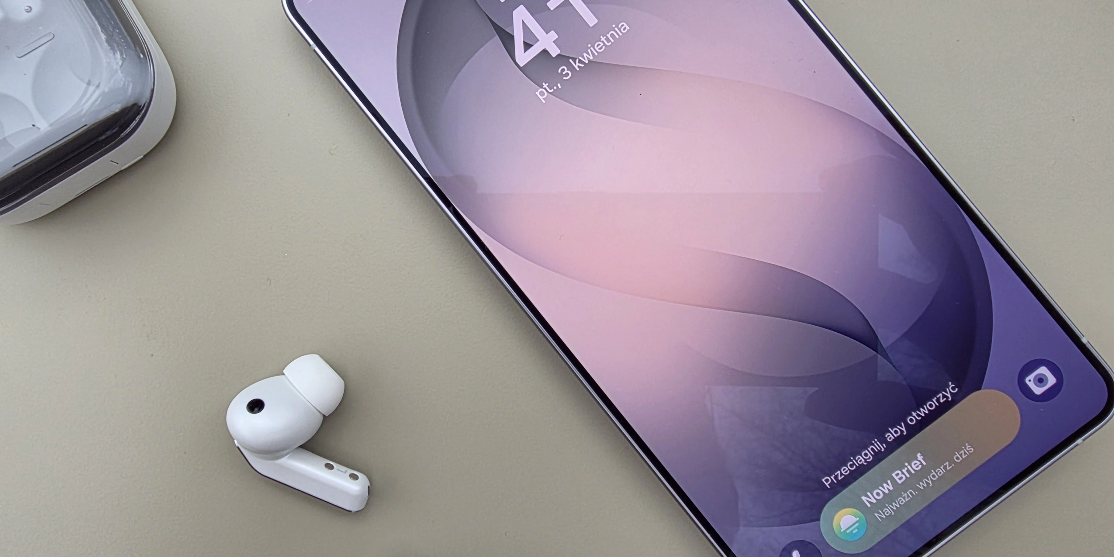 Perfekcyjny ekwipunek na współczesny szlak. Samsung Galaxy S26 Ultra i Buds4 Pro to idealny super-duet!