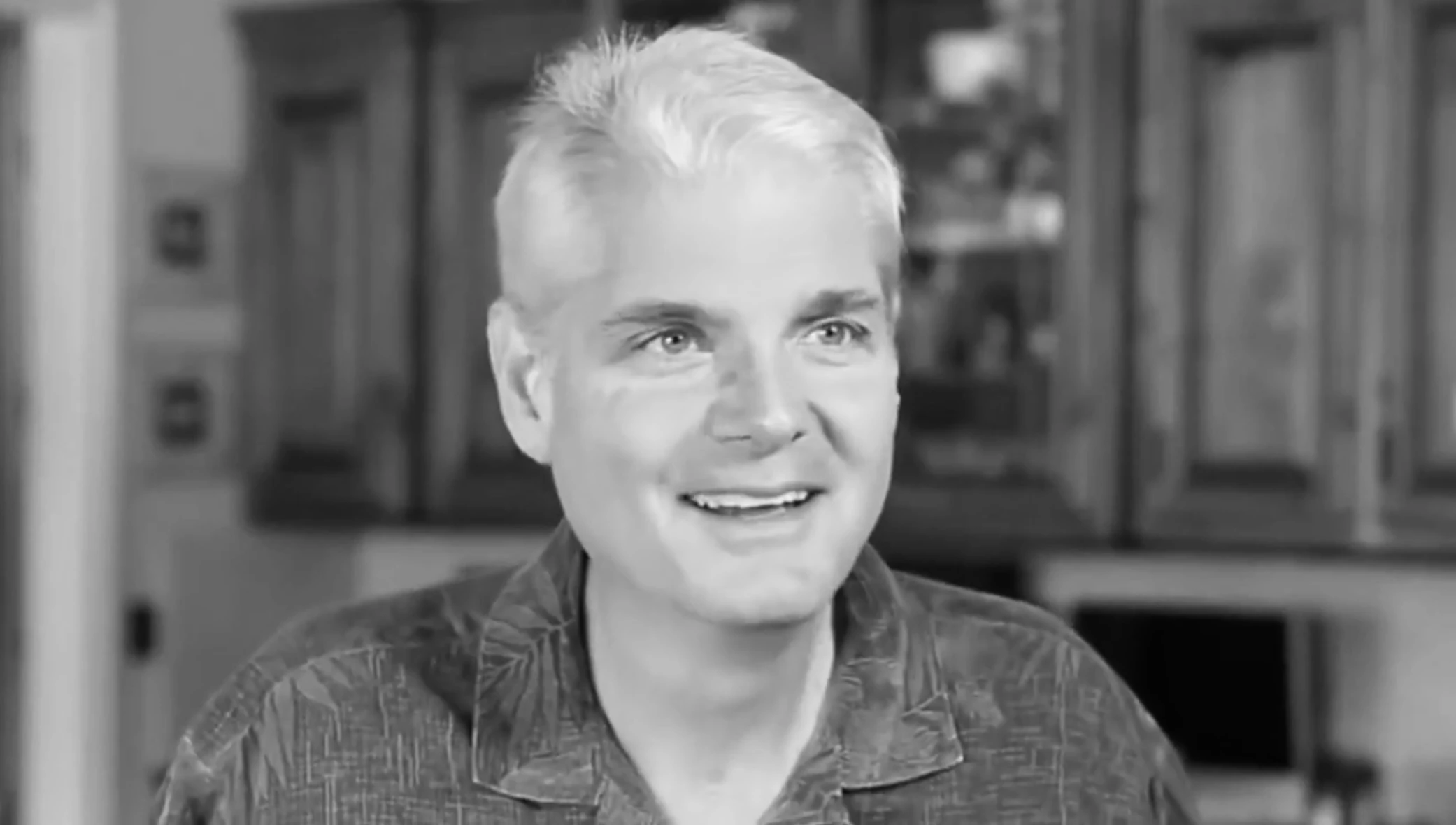 Tom Kane nie żyje. Zapamiętamy go jako głos Yody