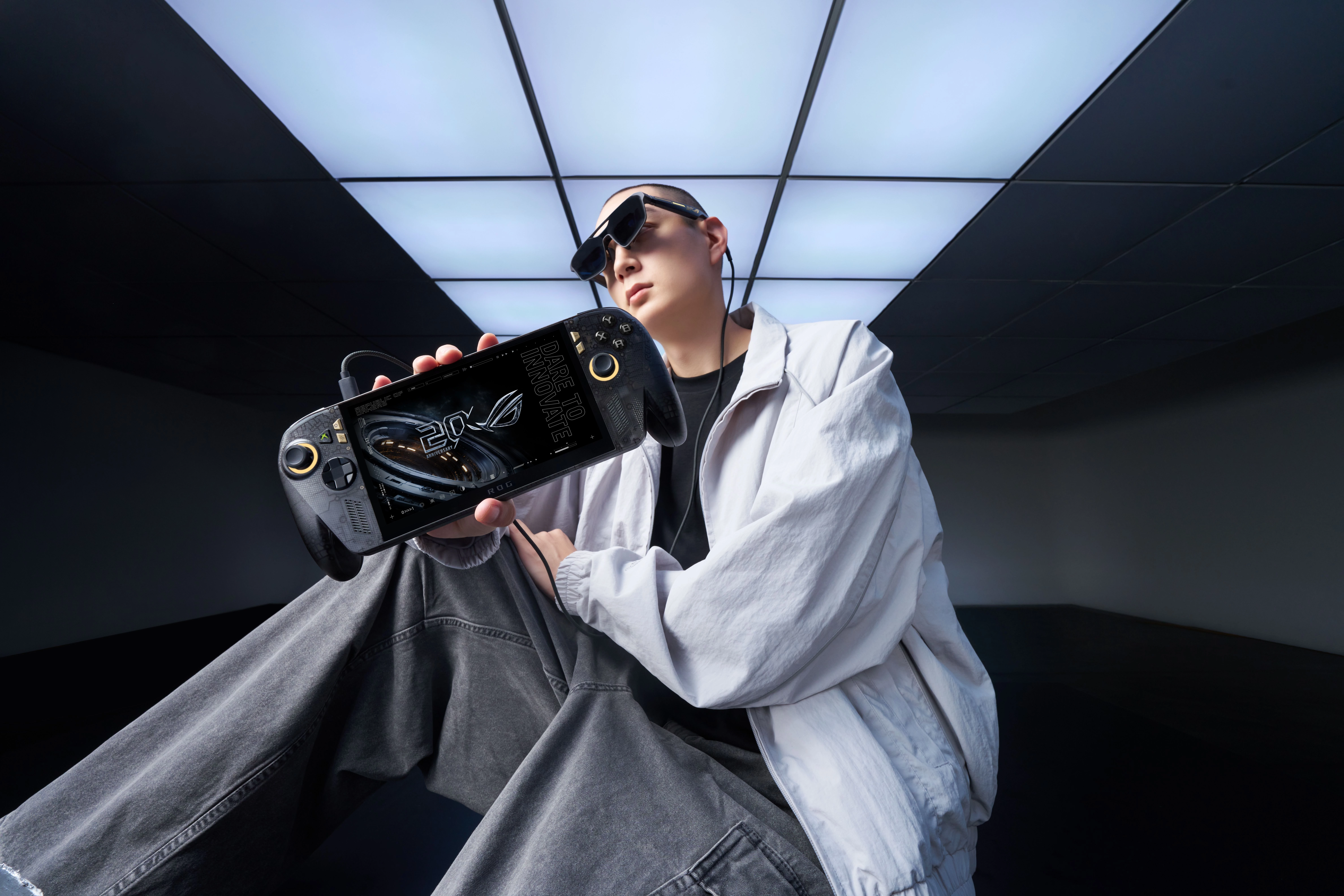 Asus ROG Xbox Ally X20 już oficjalnie. Ekran OLED i okulary AR w nowej wersji tej przenośnej konsoli!