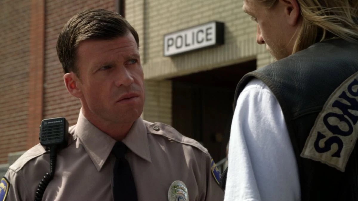 Taylor Sheridan o przyczynach odejścia z serialu Synowie anarchii. To był punkt zwrotny w jego karierze